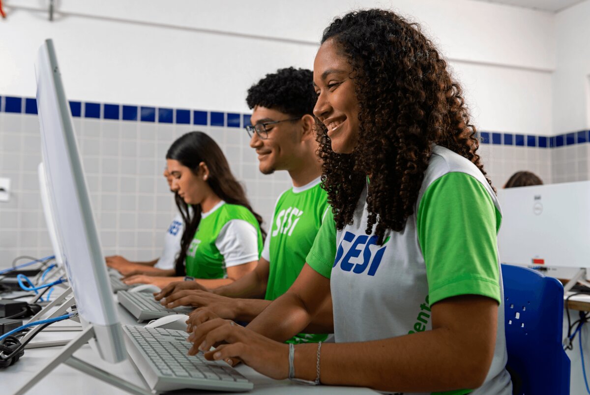 Ensino Médio e Itinerários Formativos